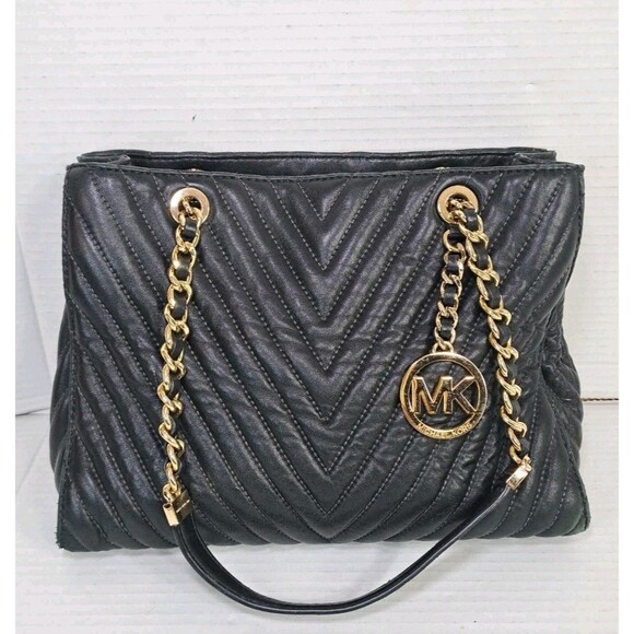 Michael Kors Susannah Large Chevron-Quilted Leather Tote Black Gold Shoulder Bag - Picture 1 of 12